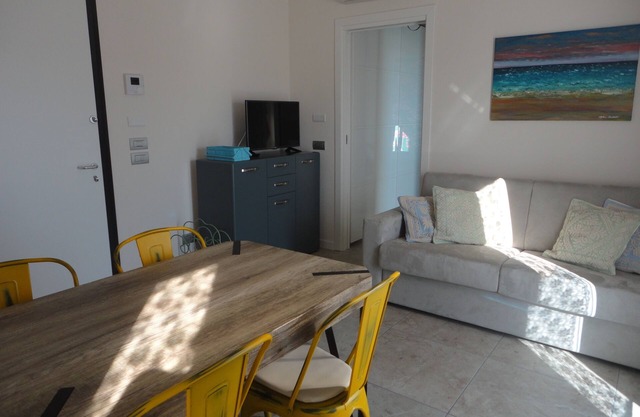 Fantastic position fully equipped flat ideal for sport lovers