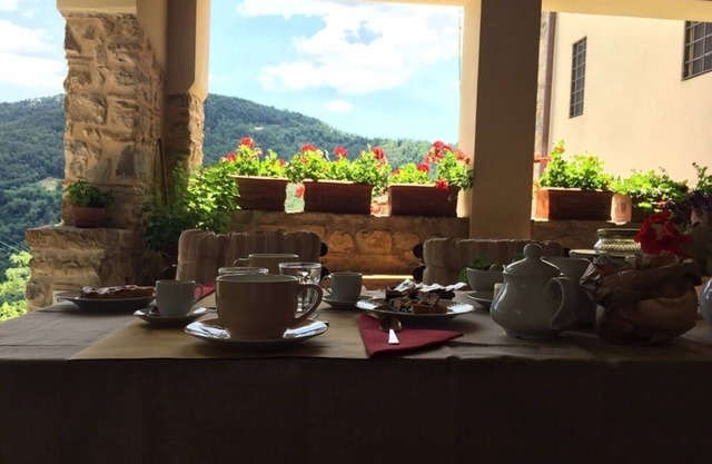 Farmhouse 10 km from Florence