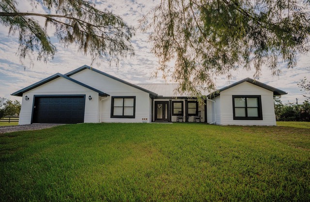 Farmhouse in the country but close to the beach