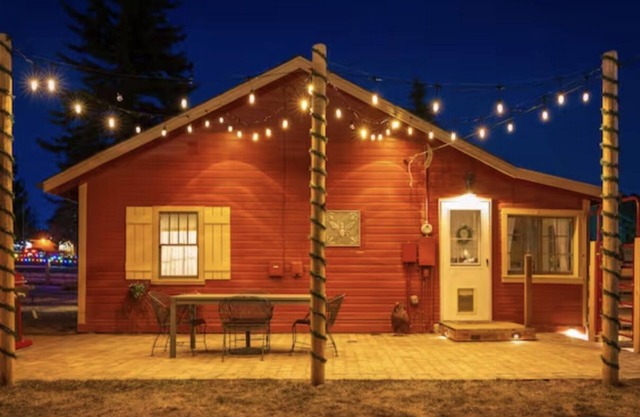 Farmhouse In The Mountains - In The Heart of Town