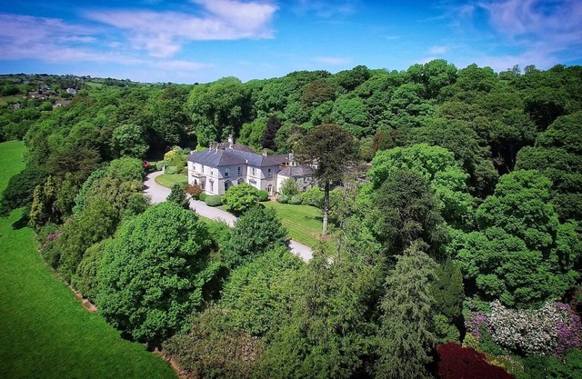 Farran House - Groups of 6 - 16