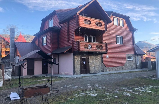 Fayniy Motel