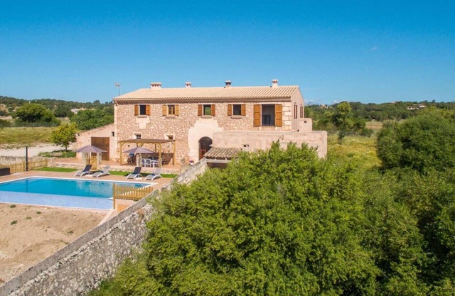 Feel-good finca with a beautiful pool terrace.