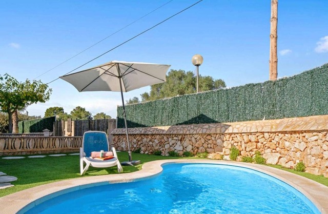 Feel-good finca with salt water pool