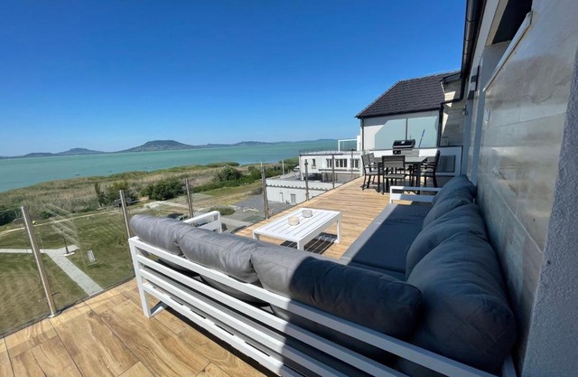 Fenyves Beach Apartman Delux