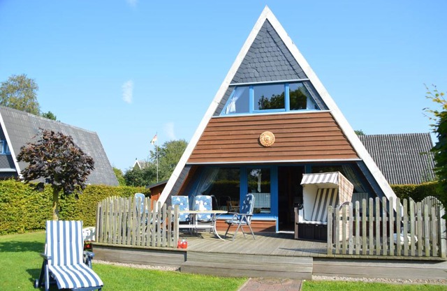 Ferienhaus Delphin, Damp