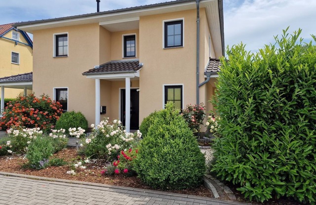 Ferienhaus Fh26 - Großes Ferienhaus mit 3 Schlafzimmern und Rosengarten