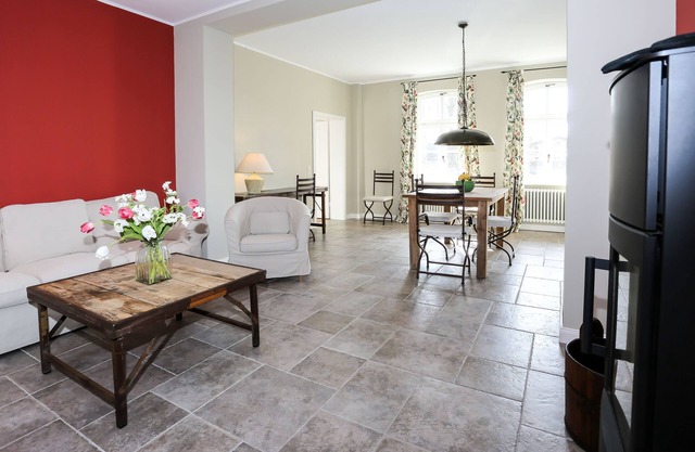 Ferienwohnung Stolpsee mit Terrasse im EG - Storchenhof Blumenow
