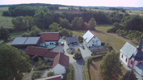 Ferienwohnung Wagner mit Terrasse und Kinderspielplatz