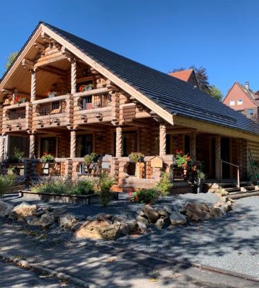 FeWo Traumzeit Hahnenkleer Hütte