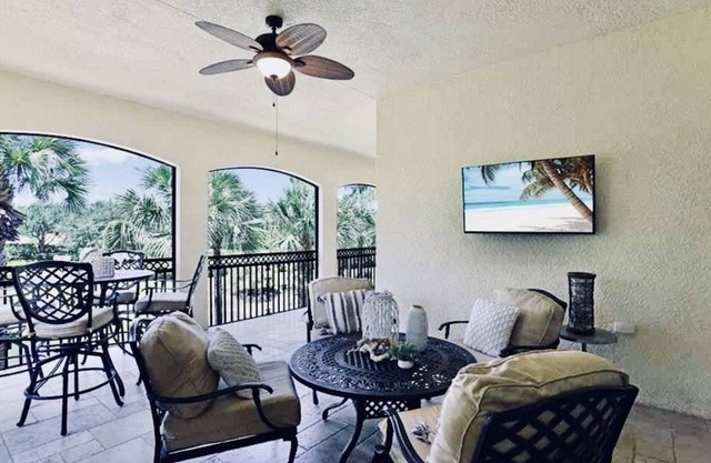 Fiddlers Creek Naples-3 bd w huge lanai, water views. Montreux. Gated.
