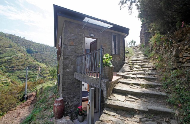 FIESSE COTTAGE