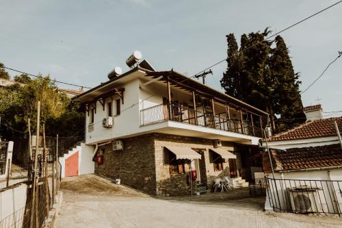 Filippos Rooms Afissos
