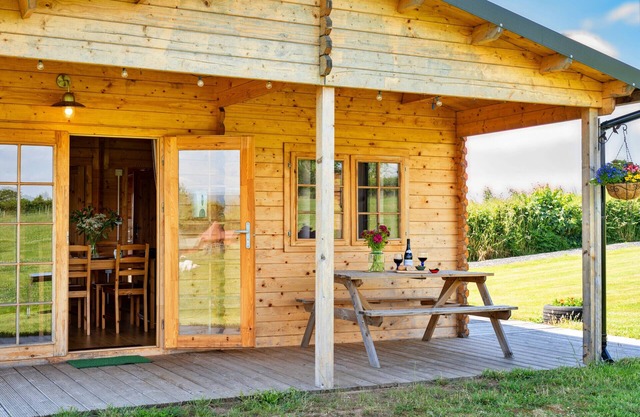 Finest Retreats | Moor View Cabin