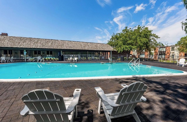 Fireside Inn & Suites Portland