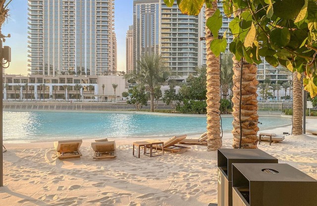 FIRST CLASS | 2BR | Sun, Views & Serenity