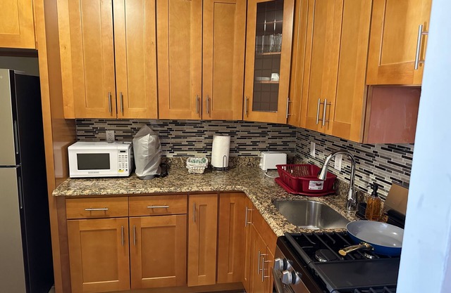First floor cozy apartment(on second level), Great place for any family .