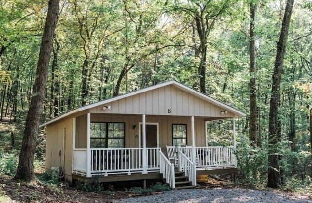 Fishing Retreat Cabin - 2bed/1 bath