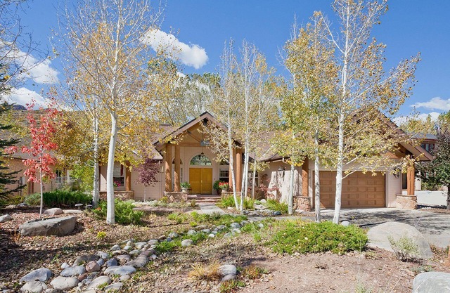 FIVE-STAR SOUTH DALTON RANCH VACATION HOME