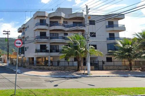 Flórida - 2 dorm - 2 qd praia