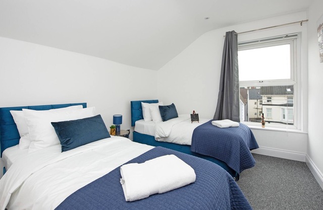 Flat 5| Luxury 1 Bed Flat| Southsea w/FREE Parking
