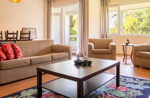 Flat near Sea and Public Transportation in Izmir