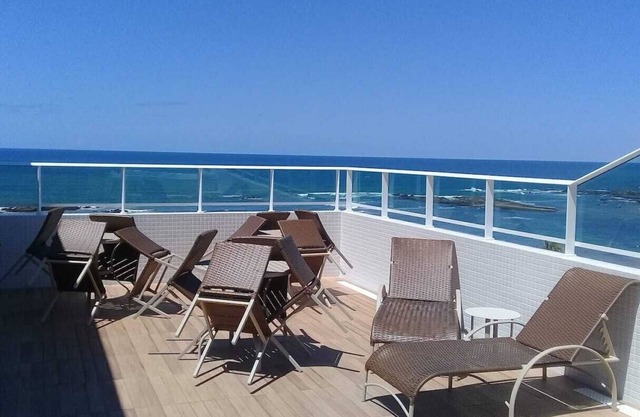 Flat Smart Itapoã- Em Frente a Praia. Self-check-in