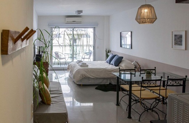Fliphaus + Ayacucho 500 - Petit Apt. Congress