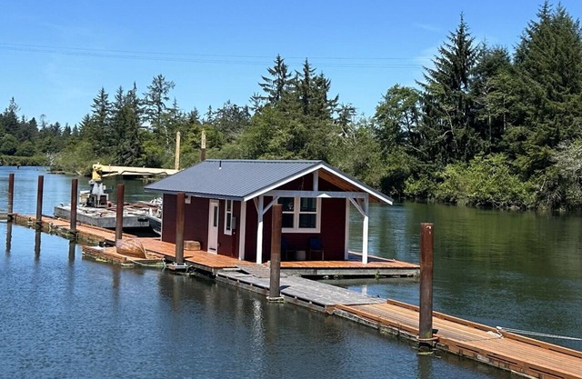 Float House No. 2 at Jack Creek
