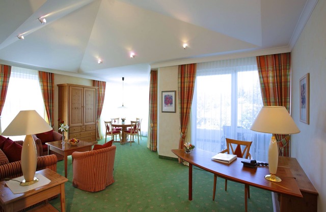 Flora suite with shower/WC and balcony