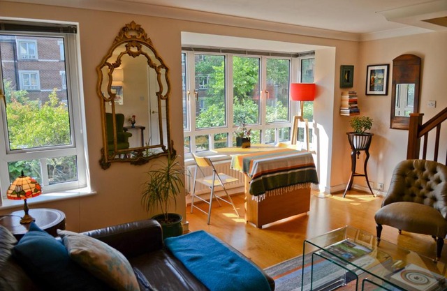 Florey Lodge
