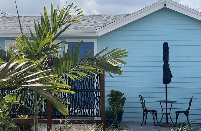 Florida Boho -1 Bedroom Cottage