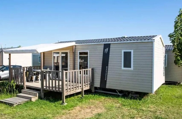 Flower Camping Loire et Châteaux * - Mobile home Comfort 30m2 (2 bedrooms) - semi covered terrace 4 people