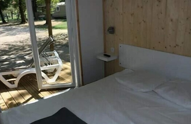 Flower Le Lac du Marandan campsite *** - Room for 2 people