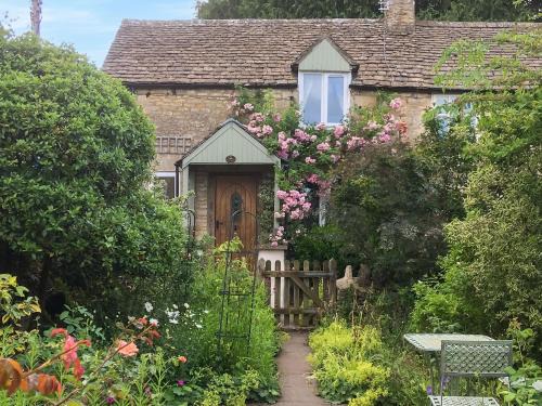 Folly Cottage