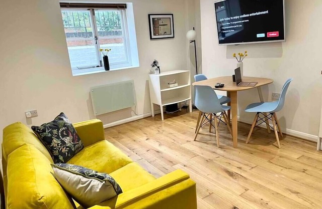 Forbury Apartment, 3 Guests & Free Parking