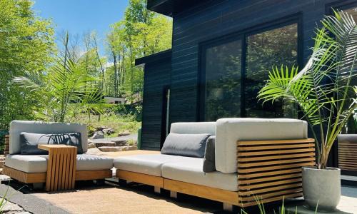 Forest Refuge - Fire - HotTub - Tremblant 15 min