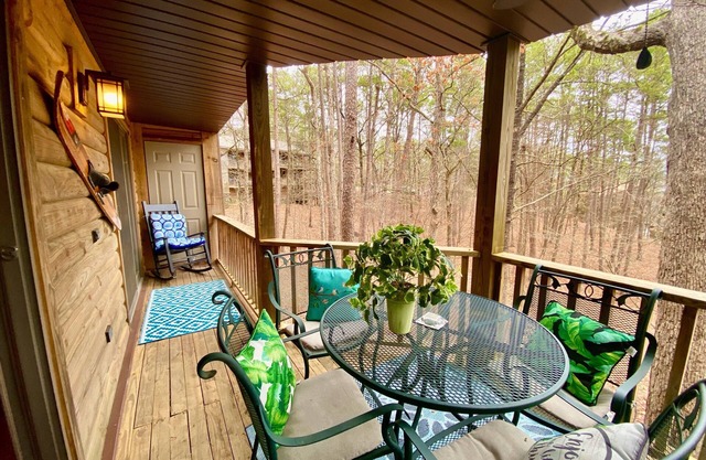 Forest Retreat Condo, lower level, close to Spa, pool, and lake. We want you!