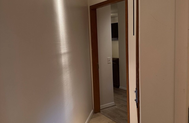 Former In-law Suite Converted to 1 BR Apartment