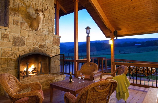 Fort Lewis Lodge