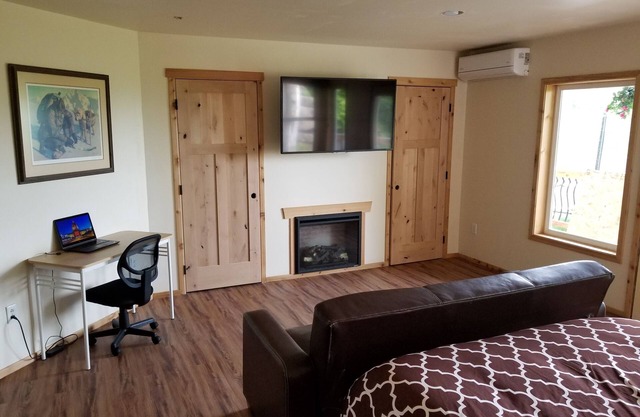 Fort Wrangell, Orca Room