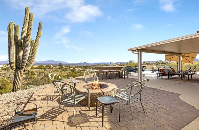 Fountain Hills 4 Bdrm w/Breathtaking Views & Pool!