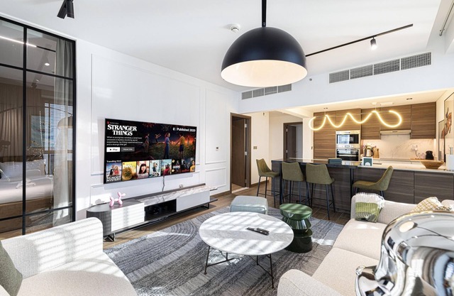 Fountain View Signature Residence with Terrace | 135 SQM