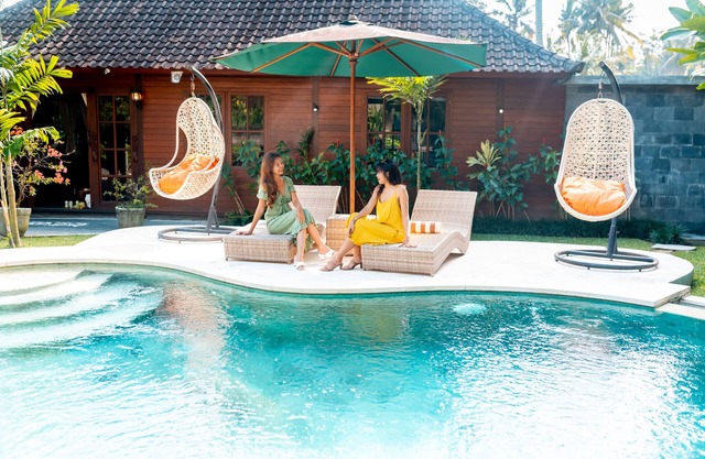 Four-Bedroom Private Pool and Kitchen in Ubud