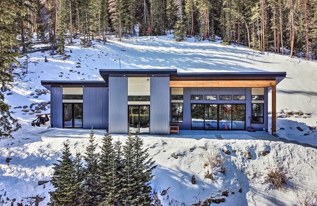 ‘Four Voices’ Home: Mountain Views, 15 Mi to Breck