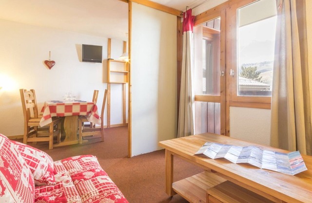 Cozy divisible studio near slopes with balcony