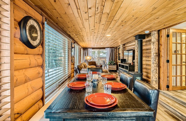 Free SkyCard Act- Pet Friendly, Fireplace, Hot Tub, Pool, Free Wifi, Fly Fishing