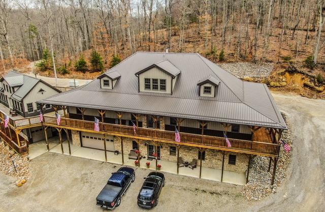 Freedom Lodge by Turkey Ridge Lodges