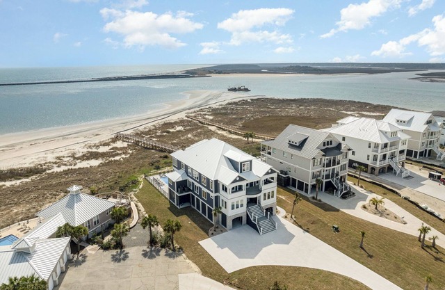 Freedom Point: A New Chapter in Oceanfront Luxury