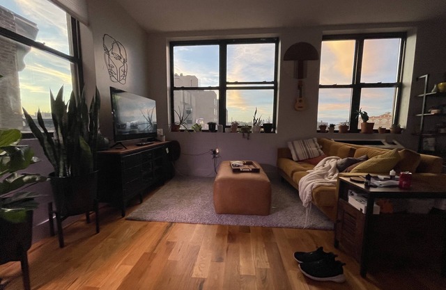 FREEDOM TOWER VIEWS- PVT 1BED- CANOPY/COFFEE/PEACE